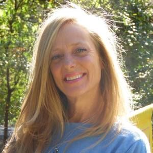 Meet your Posher, Lorie